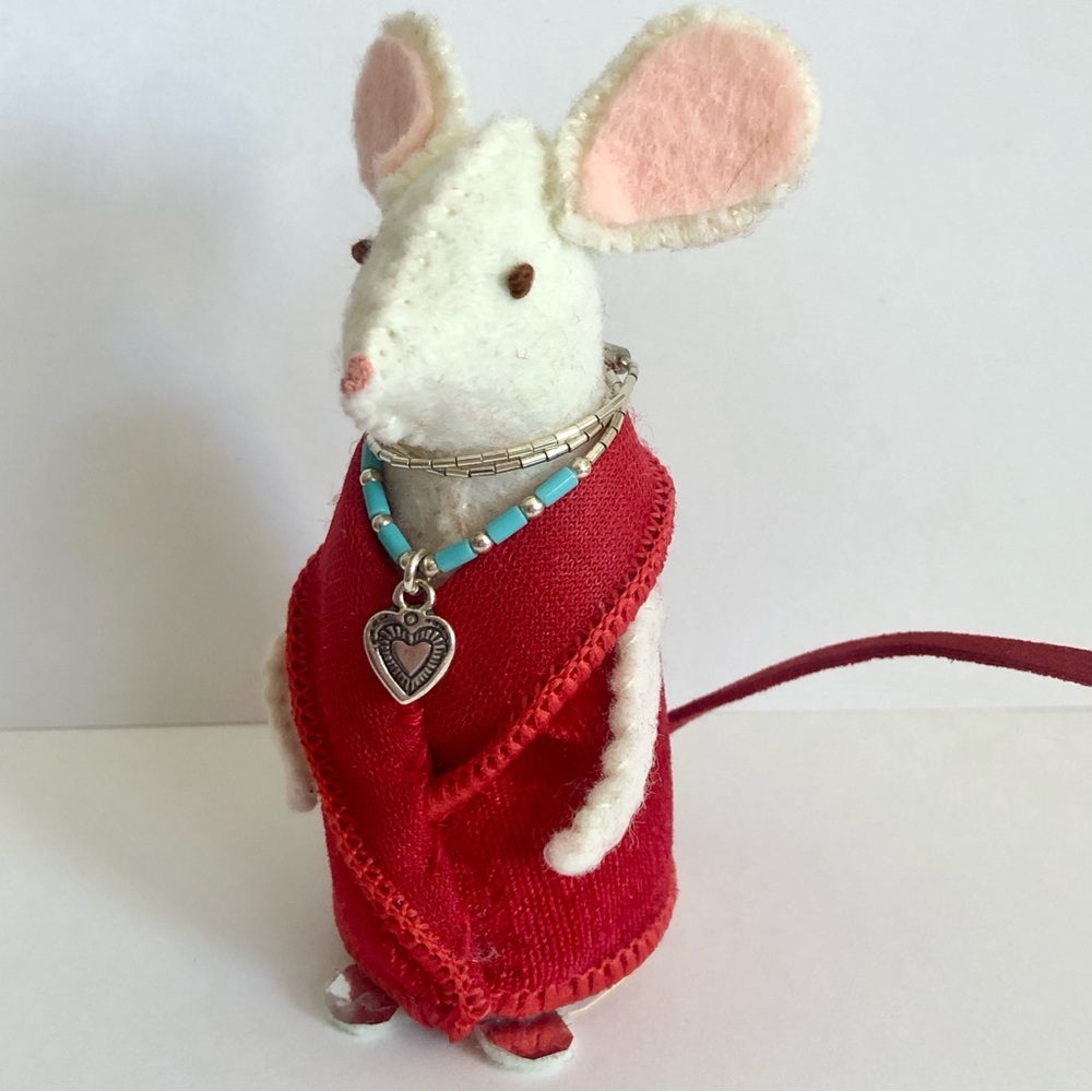 felt mouse art doll dressed in red velvet silver heart necklace cake topper